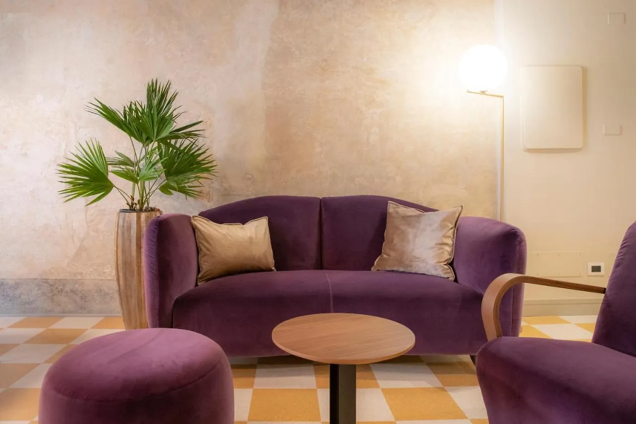 Palazzo Scappi Gardi Luxury Apartments ボローニャ