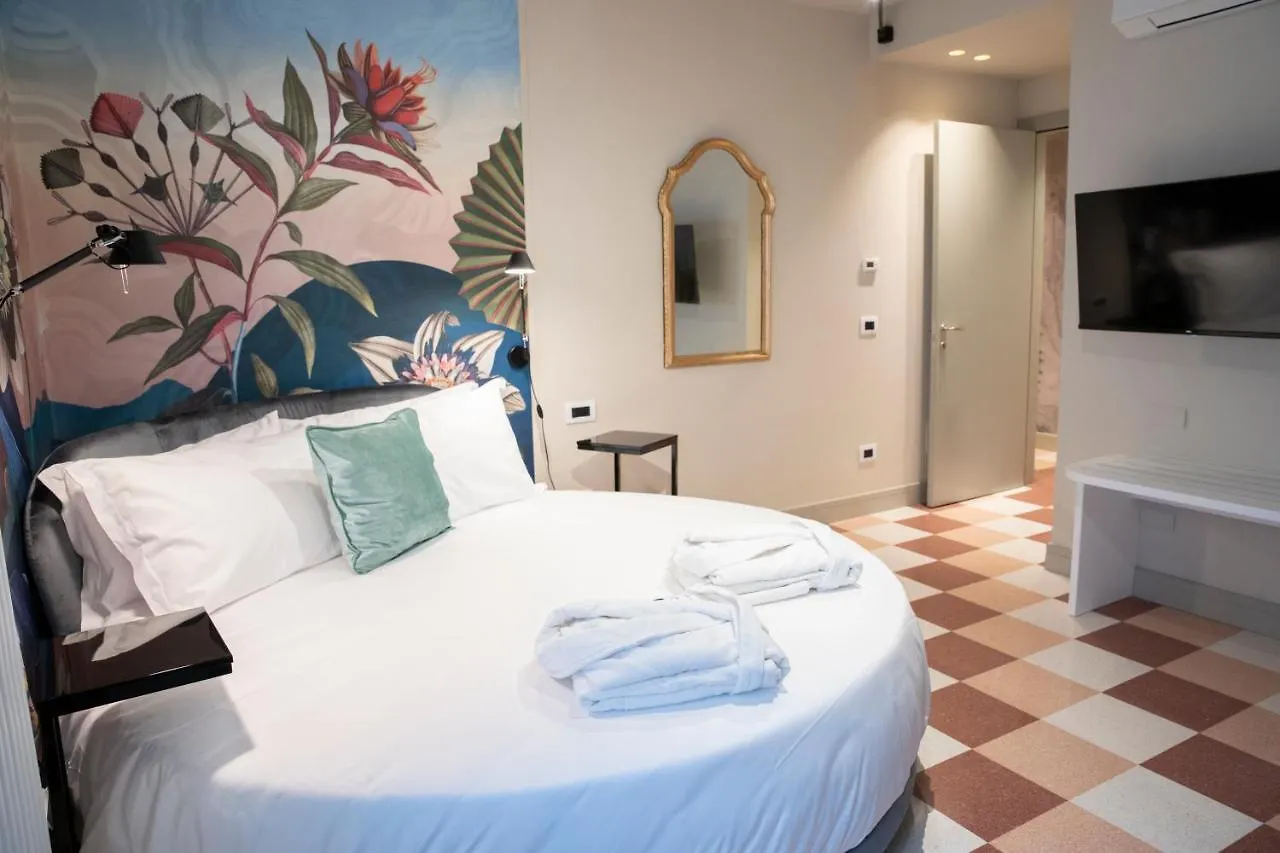 Palazzo Scappi Gardi Luxury Apartments ボローニャ 0*,  イタリア