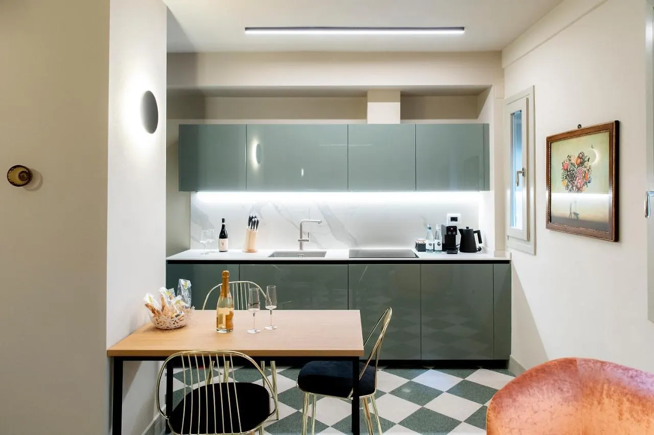 Palazzo Scappi Gardi Luxury Apartments ボローニャ
