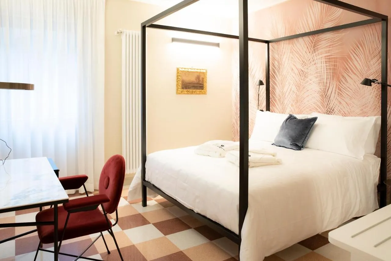 Palazzo Scappi Gardi Luxury Apartments Bologna 0*,